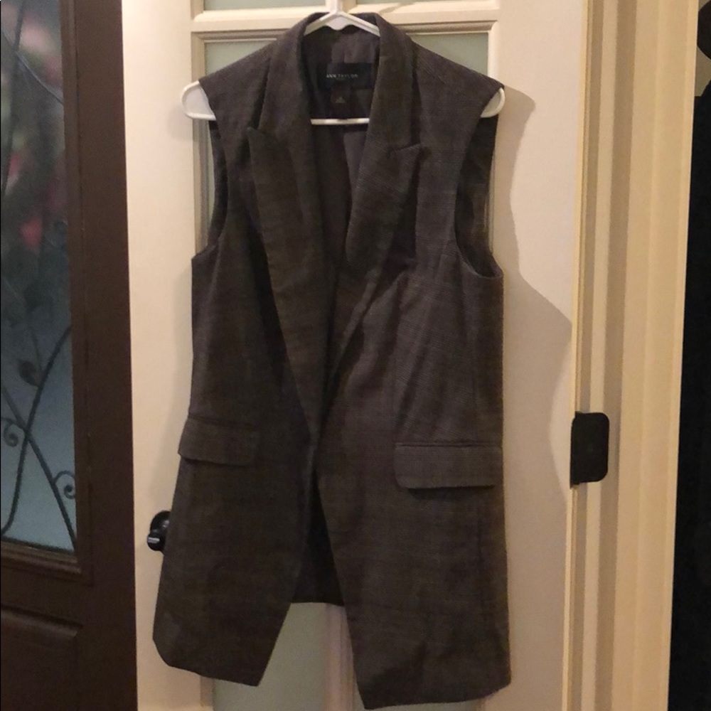 Ann Taylor long vest - Picture 2 of 4